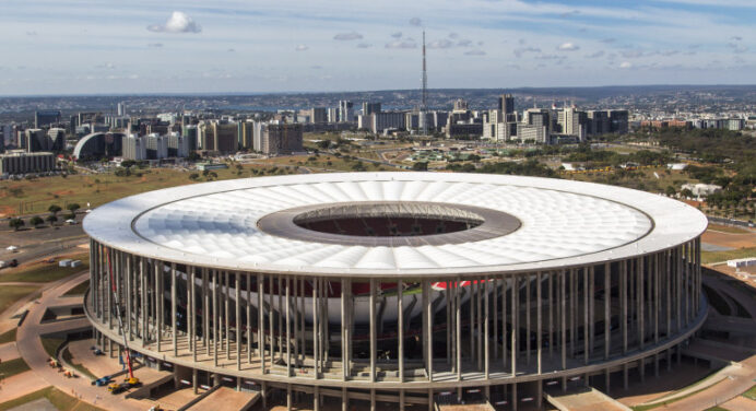 Kleber Leite: ‘Casa, comida e roupa lavada’