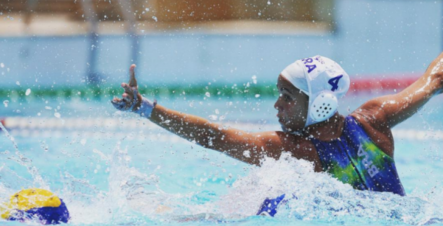 Marina Canetti ajuda a levar o Brasil para final do Mundial de Polo