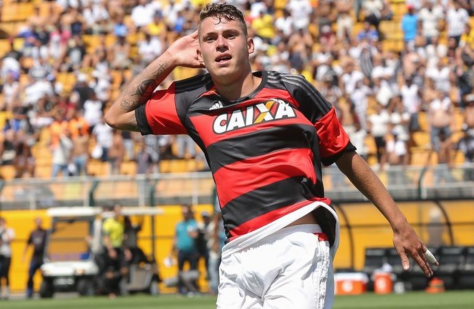 De olho no futuro! Flamengo renova contratos, reforça base e prepara triagem no sub-20