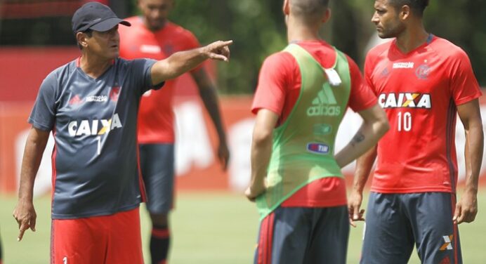 Hora dos reservas entrarem em campo!
