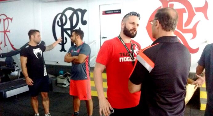 Equipe de Minotouro visita Centro de Excelência em Performance do Flamengo