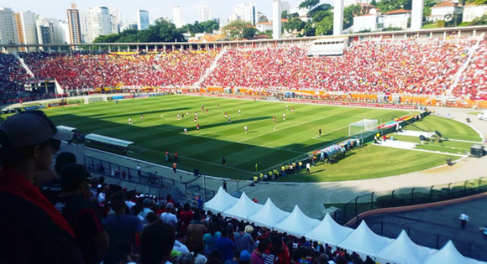 Com seu 2º melhor público no Brasileiro, Fla recebe Figueirense no Pacaembu lotado