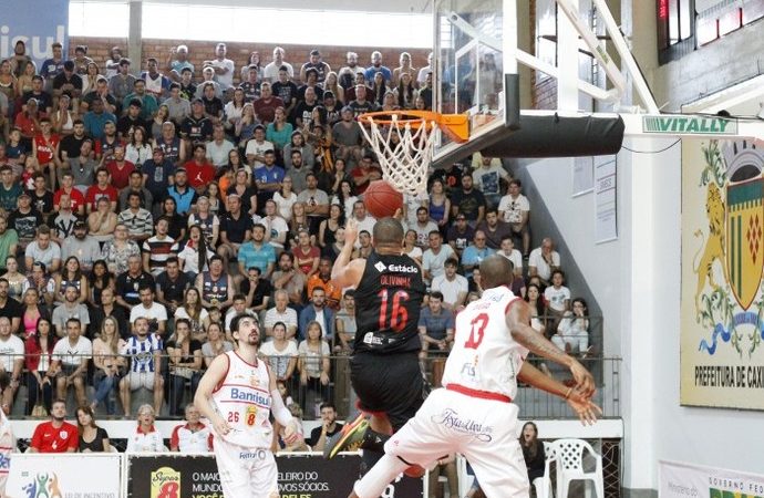 NBB: FlaBasquete bate o Caxias do Sul e segue na liderança