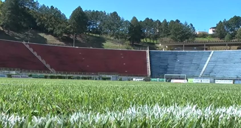 Estádio de Juiz de Fora é vetado, e Fla x Vasco volta a ficar sem local definido