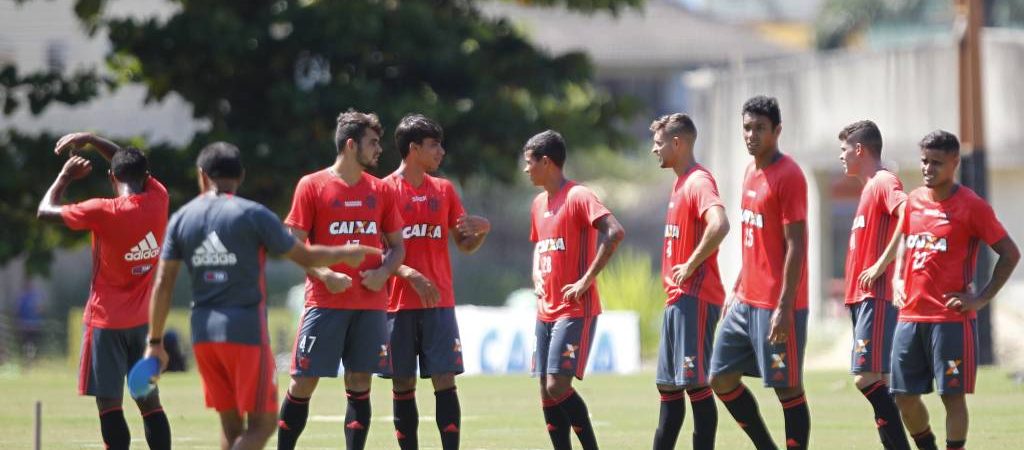 Quem joga contra o Vasco será decidido por Muricy somente no dia do clássico