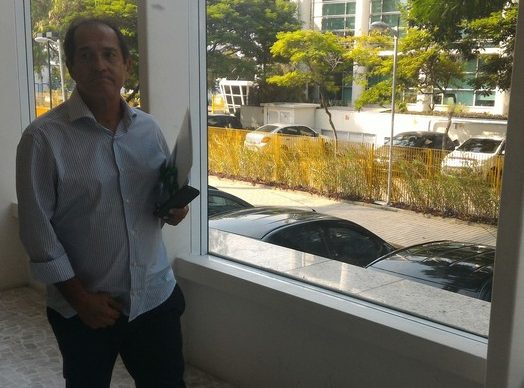 Muricy admite dificuldade para vinda de zagueiro no Flamengo