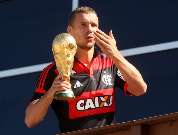 podolski_2andur[1]