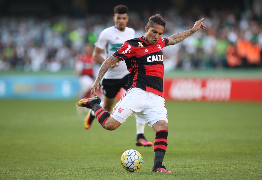 Assista aos gols da vitória do Mengão sobre o Coritiba