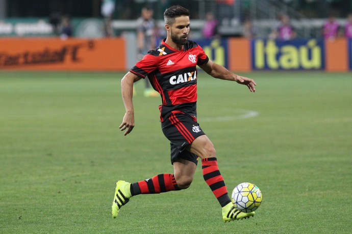 Diego saiu ainda no primeiro tempo, após expulsão de Márcio Araújo (Foto: Gilvan de Souza / Flamengo)