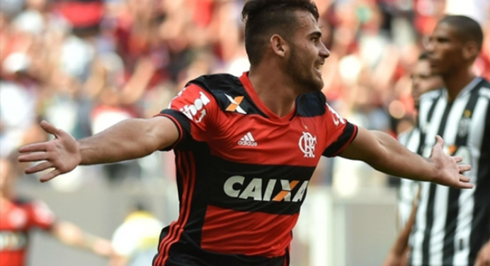Uol: “Vizeu é 3ª opção no ataque do Fla, mas carrega status de xodó da torcida”