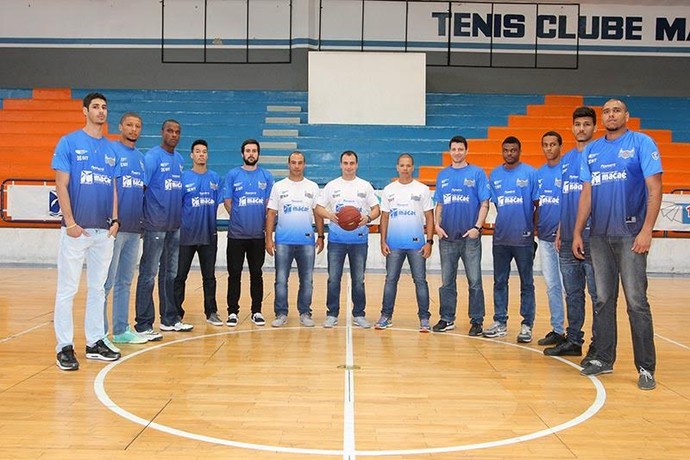 Adversário do Flamengo nesta quinta-feira, a equipe de Macaé terá 10 caras novas na temporada (Foto: Raphael Bózeo)