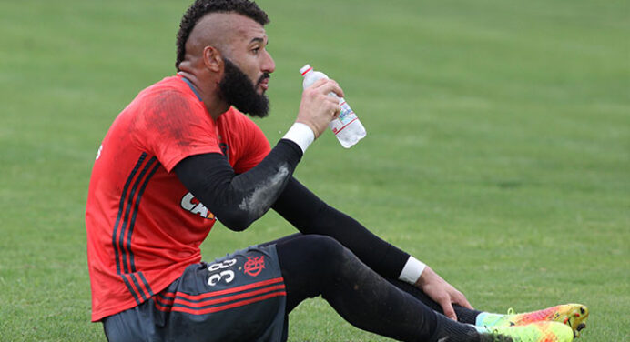 Focado no Vitória, Fla descarta pensar em ‘final’ contra o Palmeiras