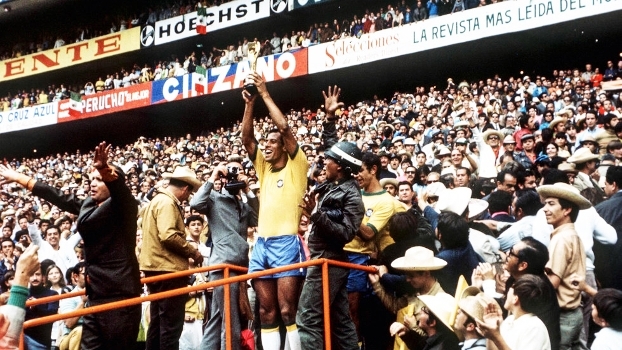 Carlos Alberto: autor de gol icônico, capitão de time impossível, habitante do olimpo do futebol…