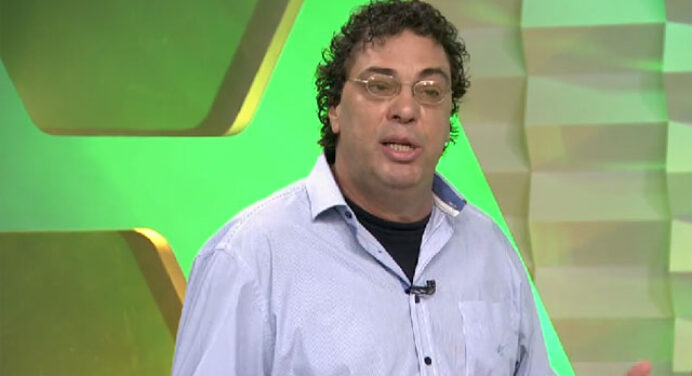 Casagrande e Rodrigo Caetano debatem sobre punição séria ao Flamengo