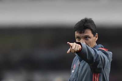 Zé Ricardo precisará mexer na equipe (Foto: Mauro Horita)