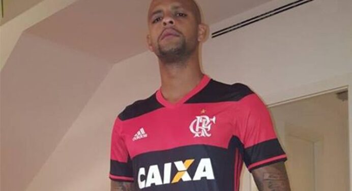 Cosme Rímoli: “Felipe Melo por Conca e Renê”