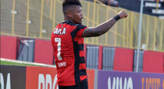 Parceria com agente é trunfo do Fla para tentar tirar Marinho do Vitória