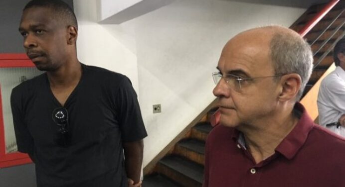 Sob forte emoção, famílias e amigos dão adeus a Victorino Chermont e PJ