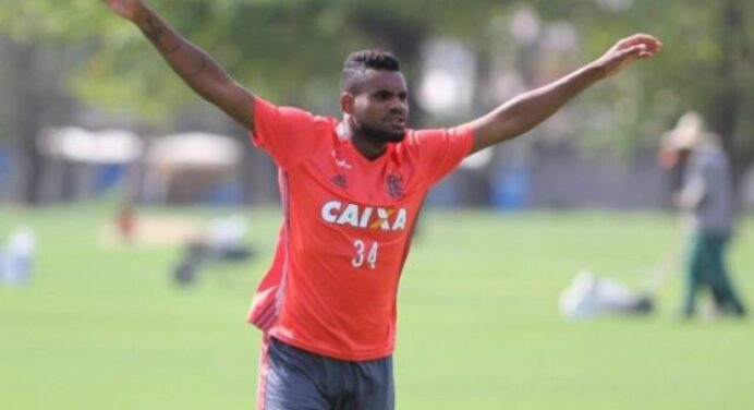 Rafael Dumas é empestado para o Global FC, das Filipinas