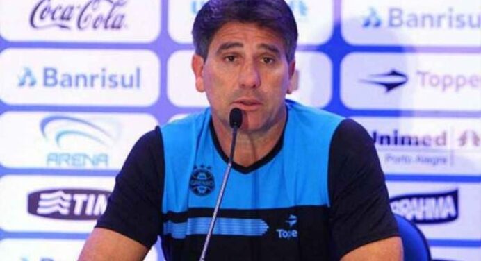 Renato Gaúcho elogia equipe do Fla e chama Ilha de ‘La Bombonera’