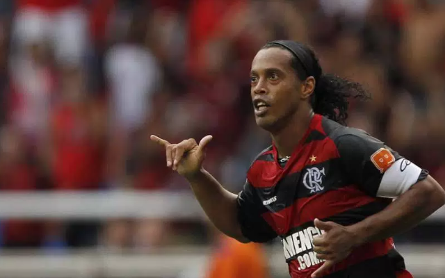 Ronaldinho Gaúcho do Irã é anunciado por time da primeira divisão do Rio -  12/11/2018 - UOL Esporte