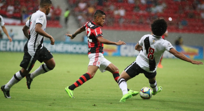 Juca Kfouri: “Duas peitadas fabulosas e uma barrigada no Clássico dos Milhões”