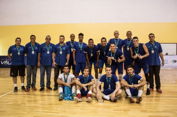 Com seis rubro-negros, seleção carioca de vôlei sub-20 é vice-campeã brasileira