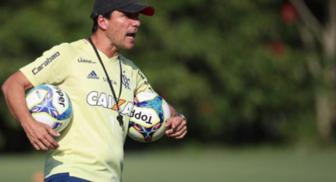 Se vira nos 30 dias: mês de abril tem seis jogos decisivos para o Flamengo