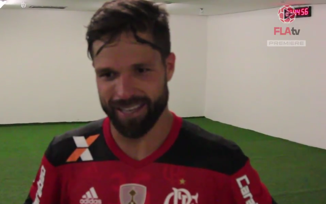 Diego se emociona após vitória do Flamengo sobre o San Lorenzo