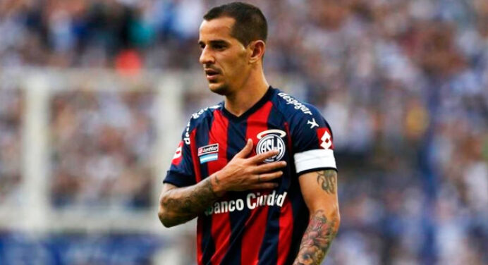 Crise no San Lorenzo? Técnico corta craque do time por Whatsapp e clima esquenta