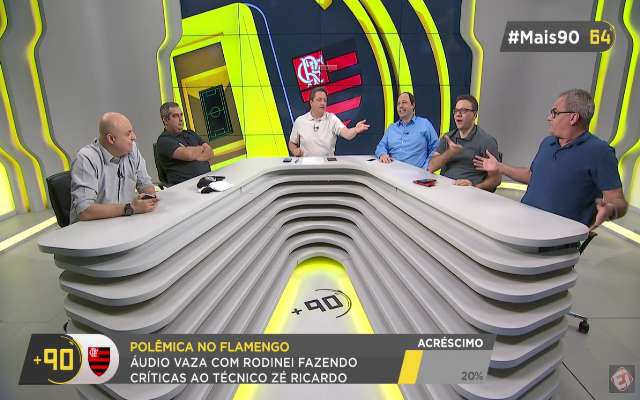 Comentaristas do +90 falam sobre polêmica envolvendo Rodinei no Flamengo