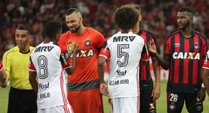 Em alta, Fla reencontra Atlético-PR, a pedra no sapado da Liberta