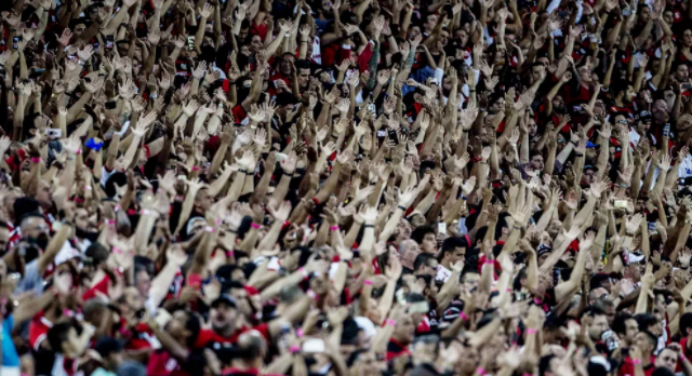 Uol: “Organizadas do Fla pagam menos, mas têm ingresso antes de sócios-torcedores”