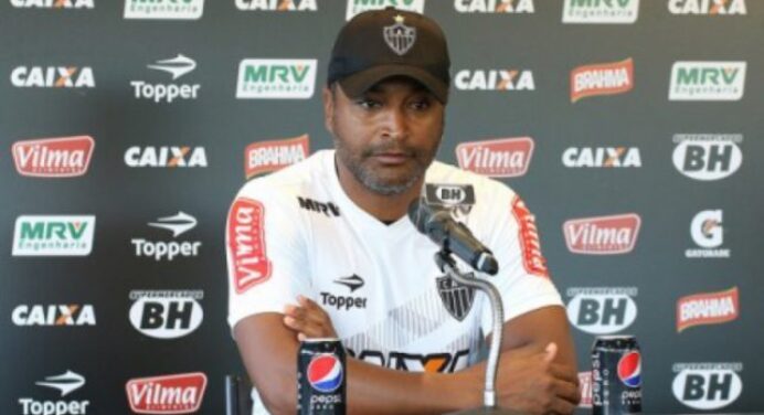 Jornalista diz que Fla pensa em Zico, Dunga ou Roger Machado para cargo de técnico