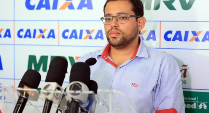 VP do Bahia questiona se “só se volta pênalti contra o Flamengo”