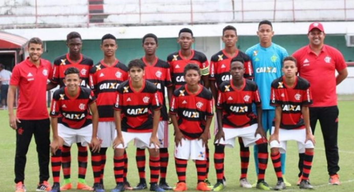 Estilo Alemanha: Fla goleia Botafogo por 7×1 e segue 100% no sub-14