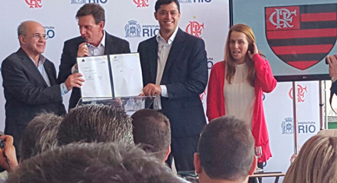 Presidente do Fla explica atraso nas obras da Ilha e afirma: “Não existe risco para a torcida”
