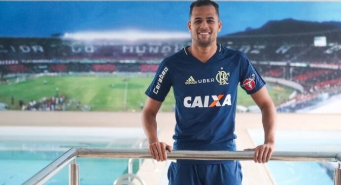 Flamengo aguarda documentação para regularizar Geuvânio