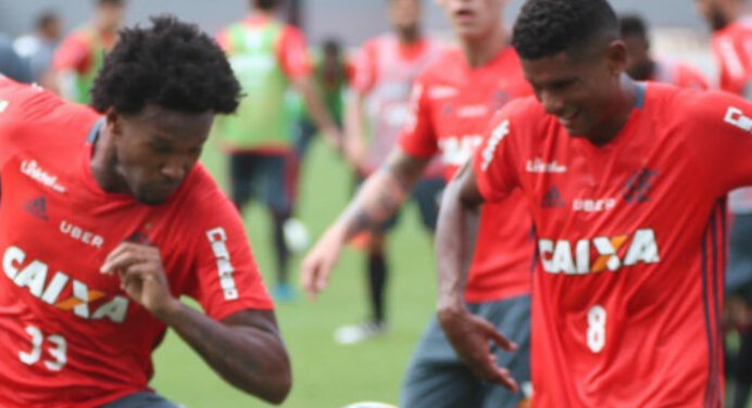 Uol: “Márcio Araújo e Rafael Vaz viram símbolos de instabilidade no Fla”