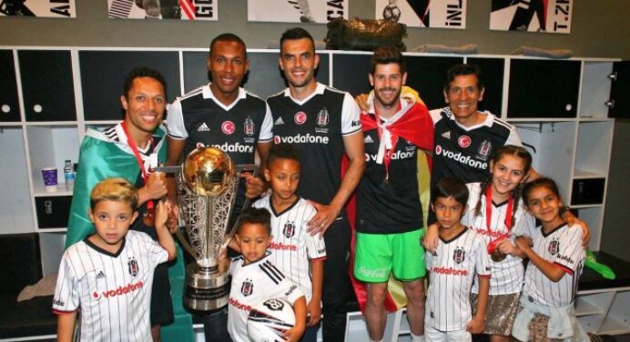 Rhodolfo, Geuvânio e Maicon Bolt estão perto de serem anunciados