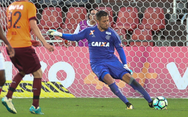 Diego Alves e Rhodolfo em BH e Everton Ribeiro no banco. Veja o que bombou no Coluna hoje