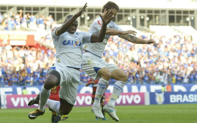 De olho no rival: Cruzeiro não poderá contar com um de seus principais atacantes na final