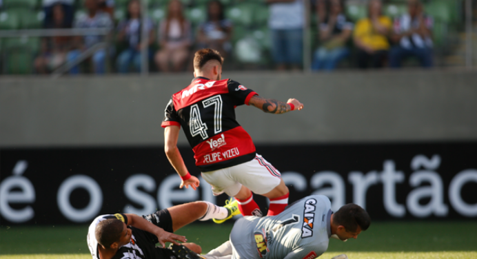 Flamengo pode jogar 16 vezes em dois meses