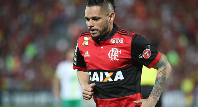 Pará explica gol contra