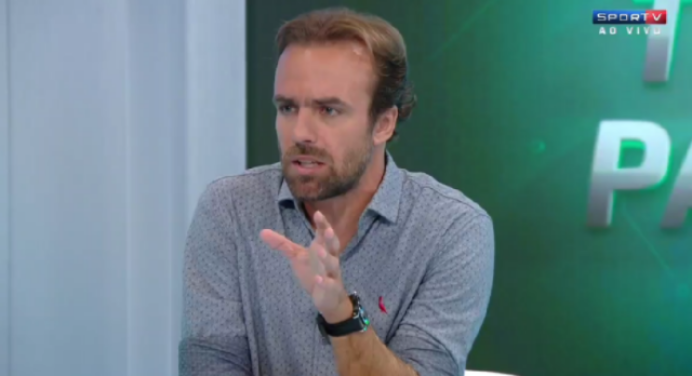 Roger Flores sobre críticas a Muralha: “Já passei por essa situação”