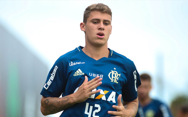 Viu essa? Matheus Sávio é emprestado pelo Flamengo ao Estoril