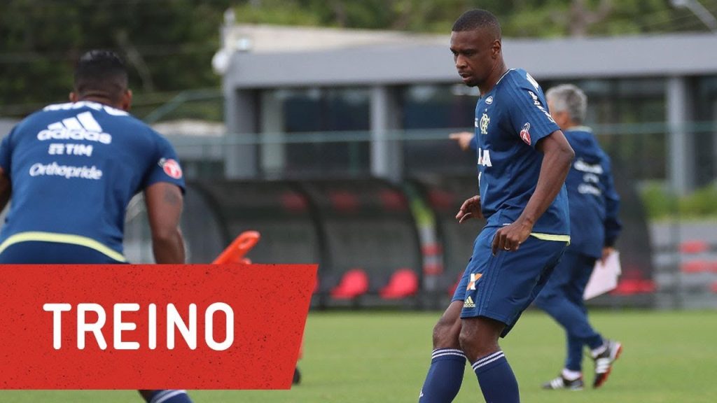 Vídeo: Equipe treina após vitória contra a Chapecoense