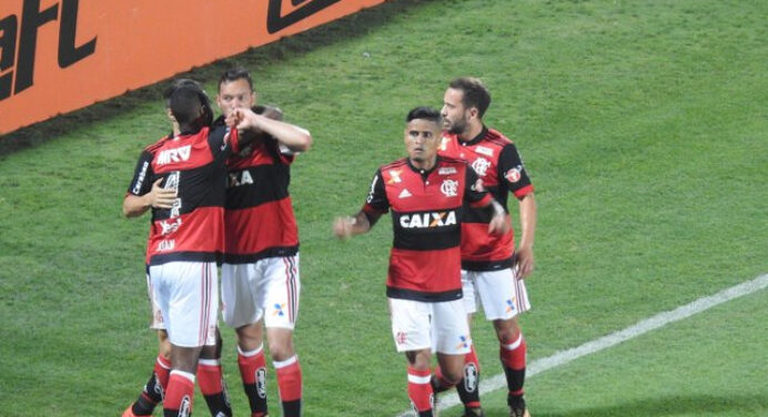 Fla goleia o Bahia ‘em 10 minutos’ e sobe na tabela