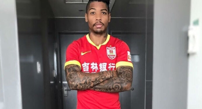 Especulado no Fla, Marinho destaca desejo de permanecer na China
