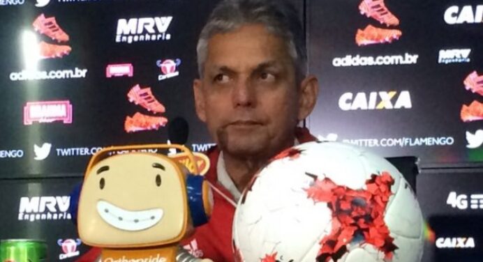 Rueda fala em entrevista coletiva sobre as ausências de Lincoln e Éverton